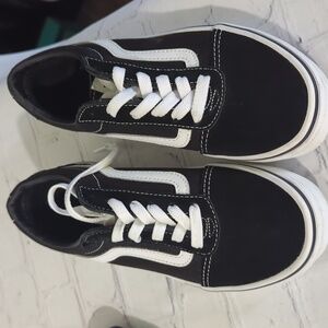 Vans Old Skool Youth Size 3 Shoes Like New
